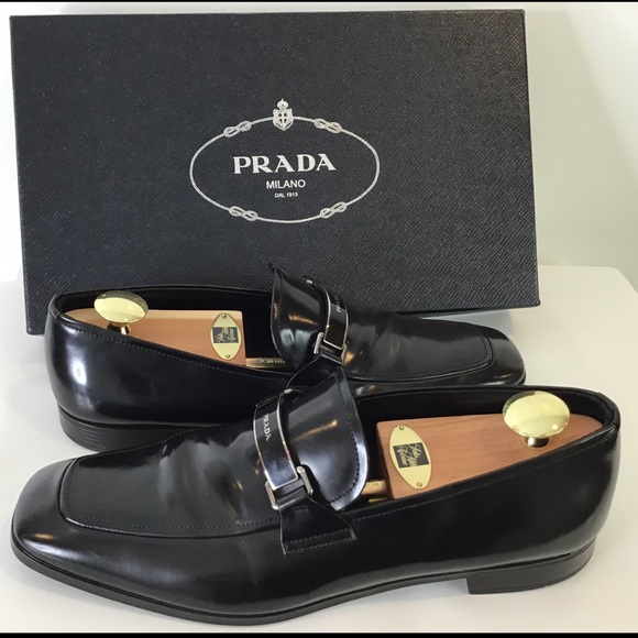 PRADA Men’s Spazzalato Leather Loafers w/ Bar Logo - Picture 2 of 5